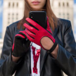 Red car gloves for women with touchscreen technology