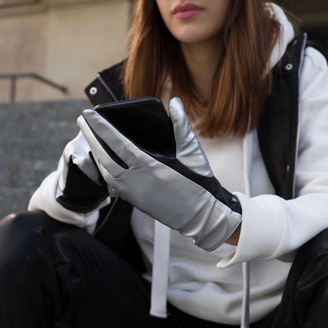 Damenhandschuhe mit abriebfester Touchscreen-Technologie