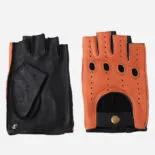 hellbraune fingerlose Damenhandschuhe